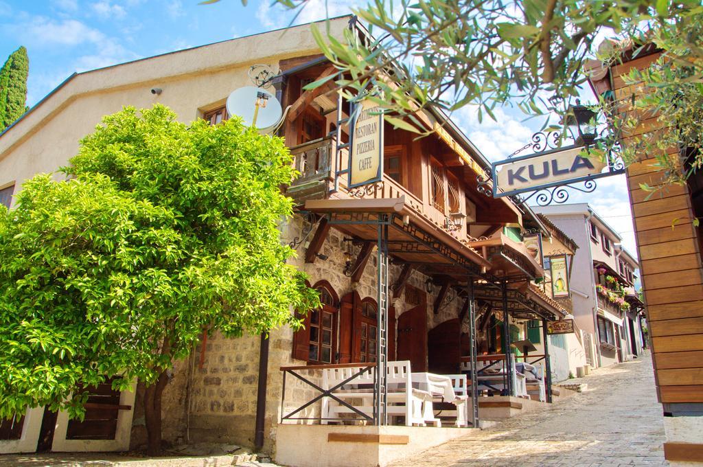 Kula Boutique Hotel Bar Exterior photo